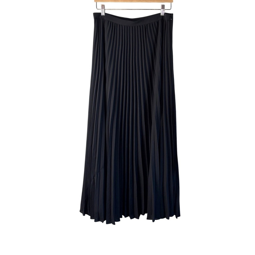Banana Republic Pleated Maxi Skirt Black Women Size 8 Monogram Long Flowy